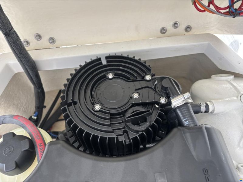 Pirelli J29 Jet Tender