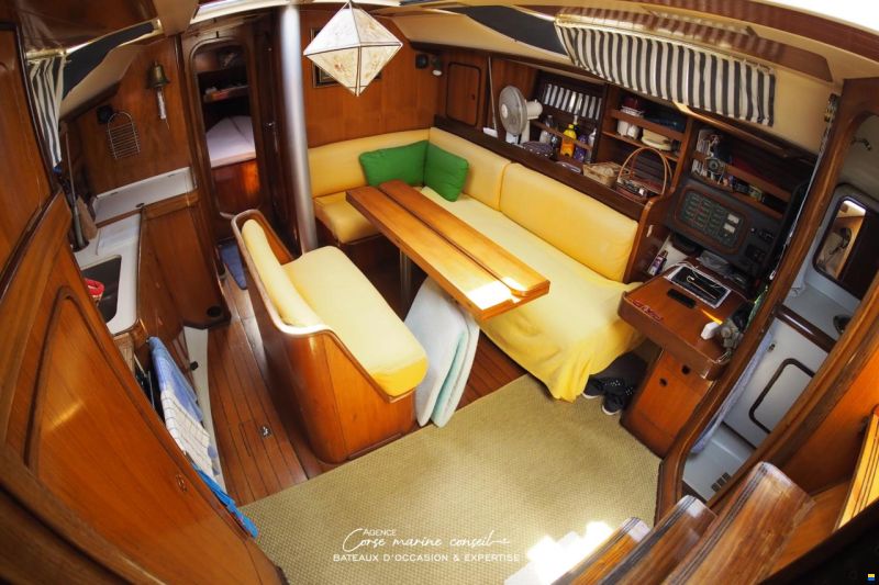 Beneteau Oceanis 390
