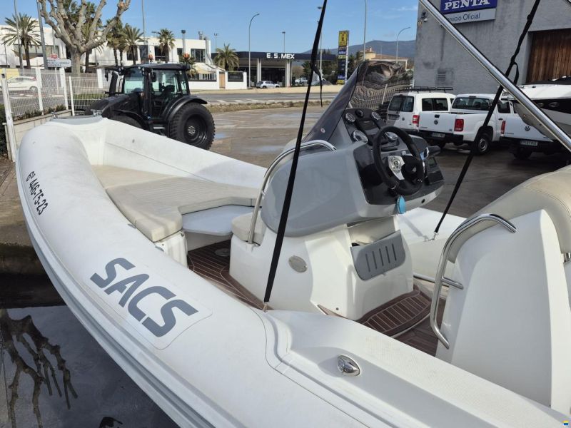 SACS Strider 700