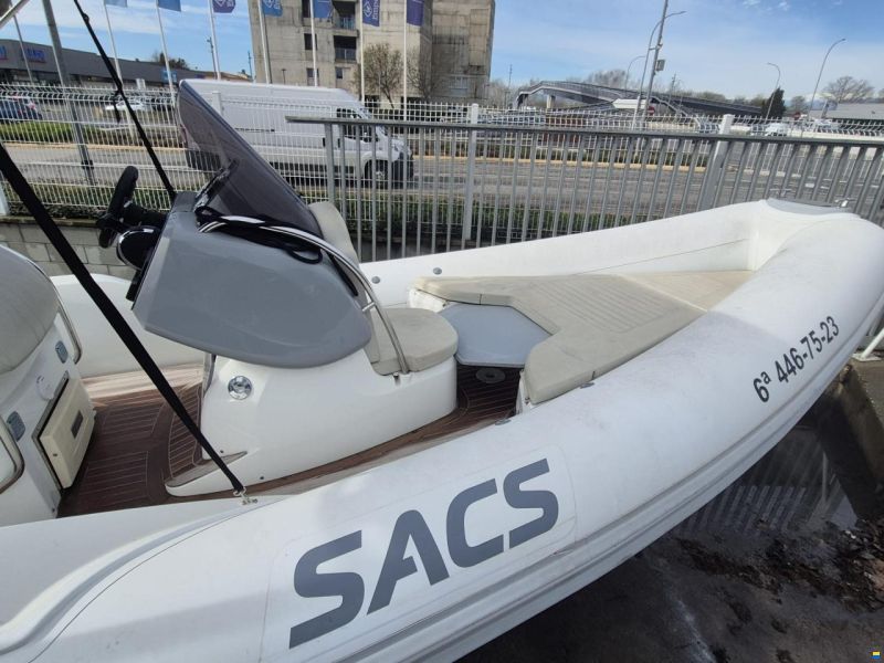 SACS Strider 700