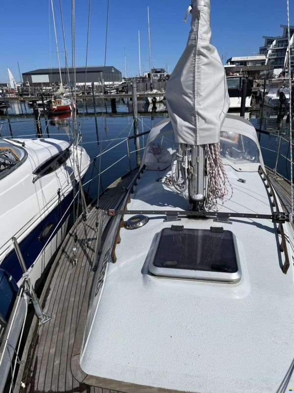 Jeremy Rogers Limited Contessa 28