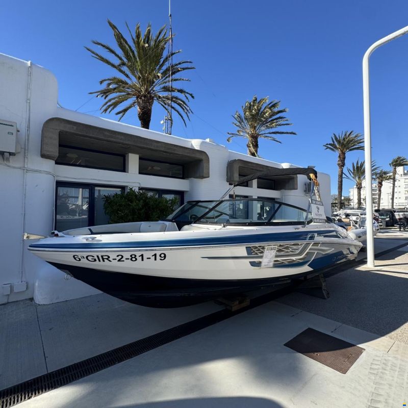 Regal 2000 ESX