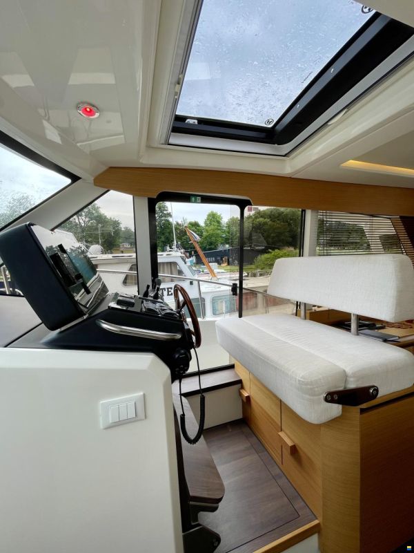 Greenline 39