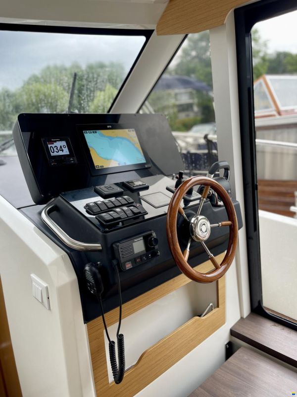 Greenline 39
