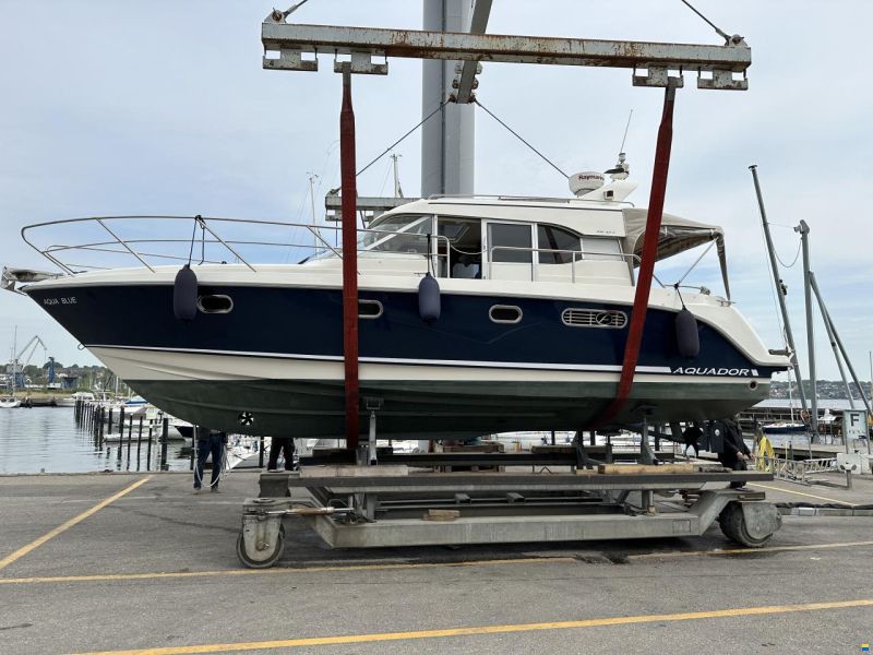 Aquador 32 C