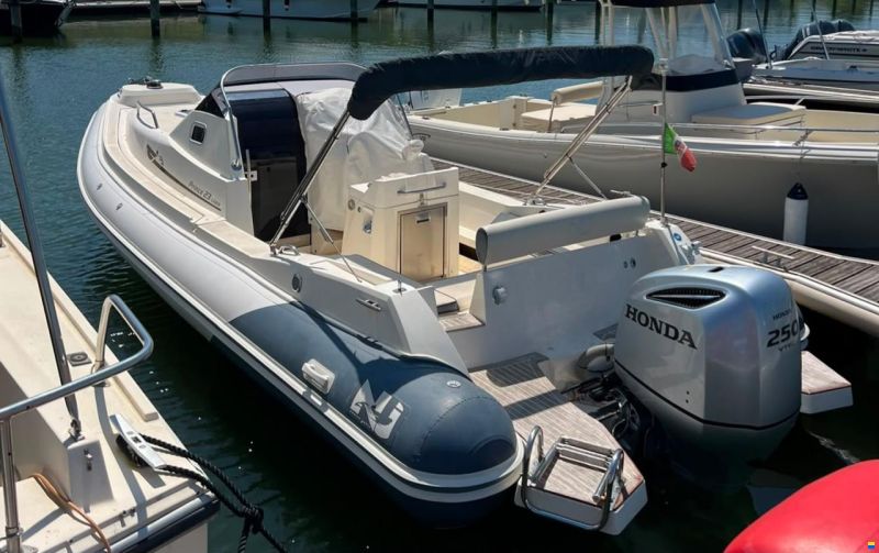 Nuova Jolly Prince 23 Cabin
