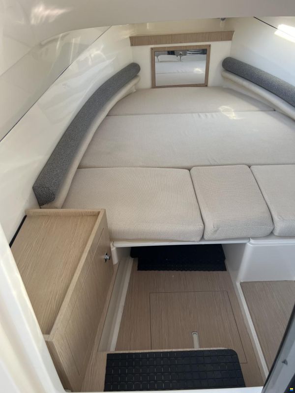 Nuova Jolly Prince 23 Cabin