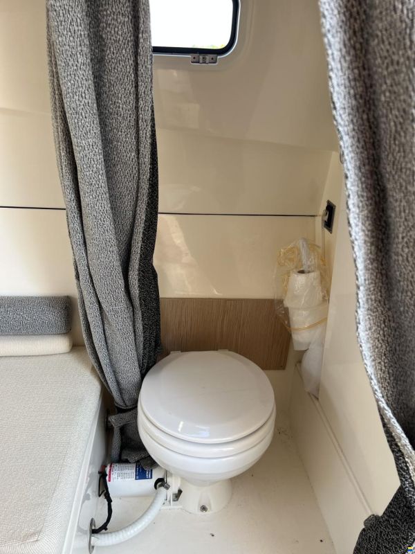 Nuova Jolly Prince 23 Cabin