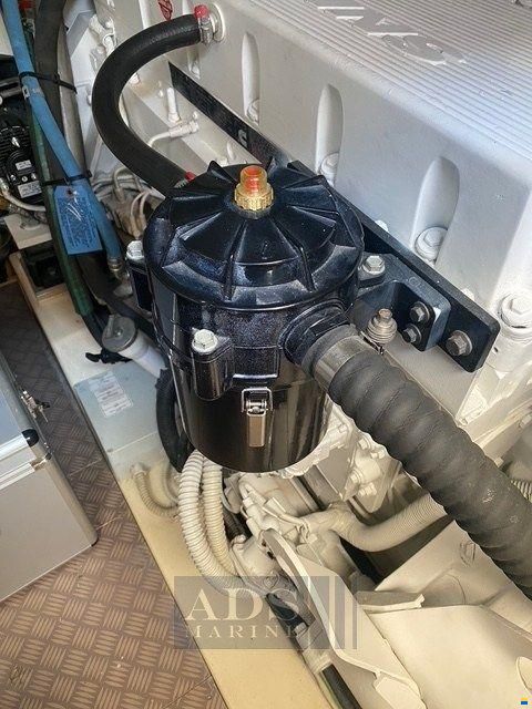 Ferretti 550