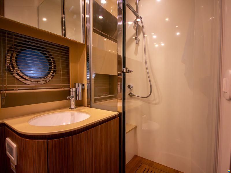 Azimut Atlantis 50
