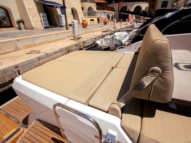Azimut Atlantis 50