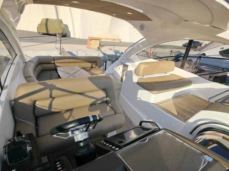Sunseeker Portofino 40