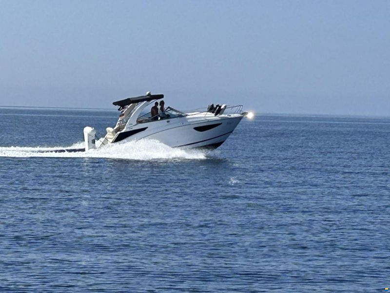 Regal 26 express