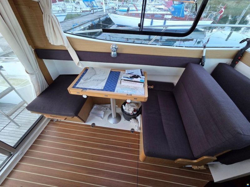Jeanneau Merry Fisher 815