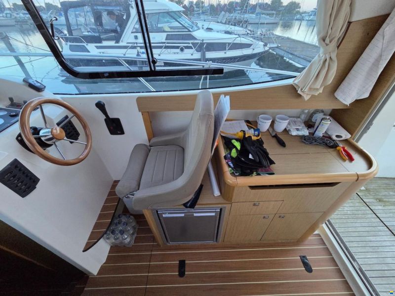 Jeanneau Merry Fisher 815