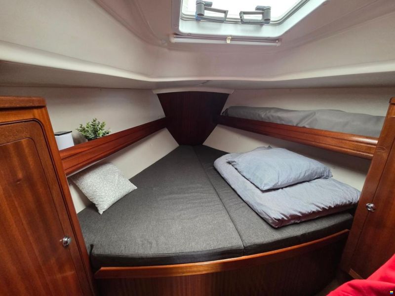 Bavaria 37.3