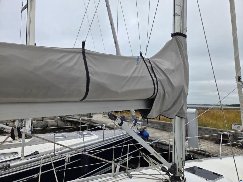 Bavaria 37.3