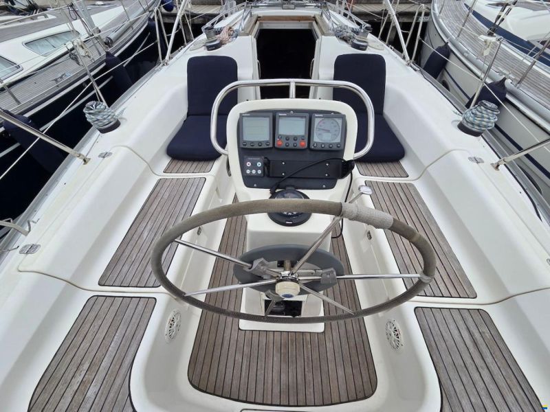 Bavaria 37.3