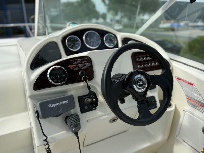 Sea Ray Sundancer 275