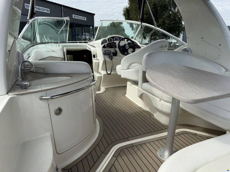 Sea Ray Sundancer 275