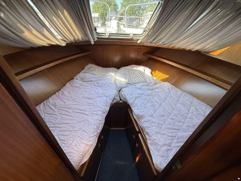 Linssen 35SE