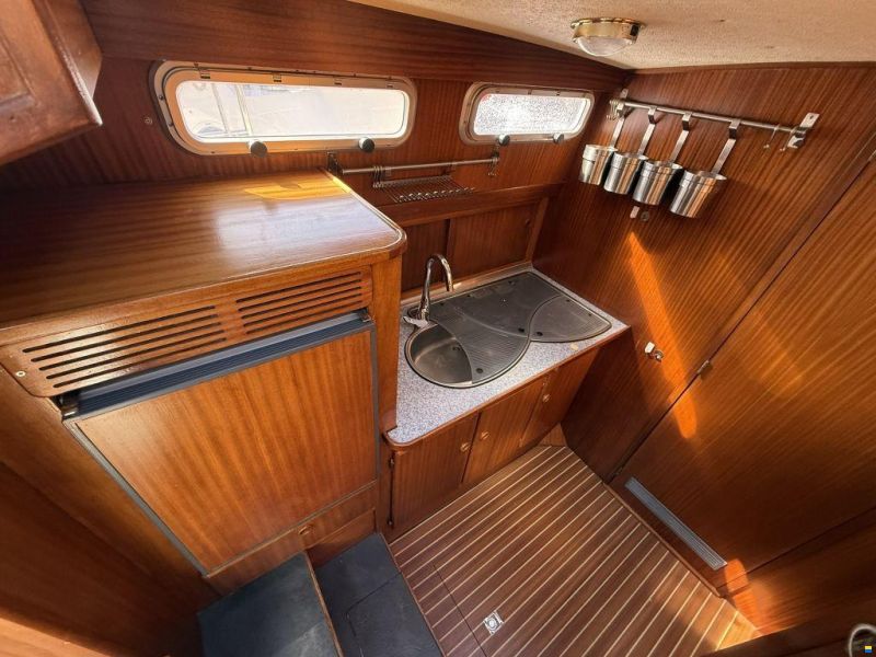 Linssen 35SE