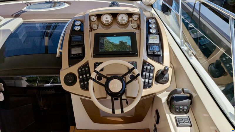 SESSA MARINE C43 – 680 H – VOLVO D6 IPS