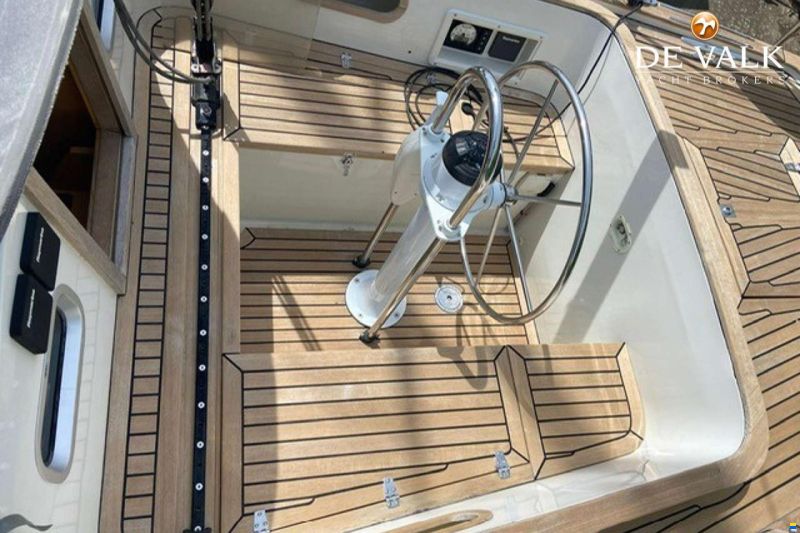 Tradewind 35