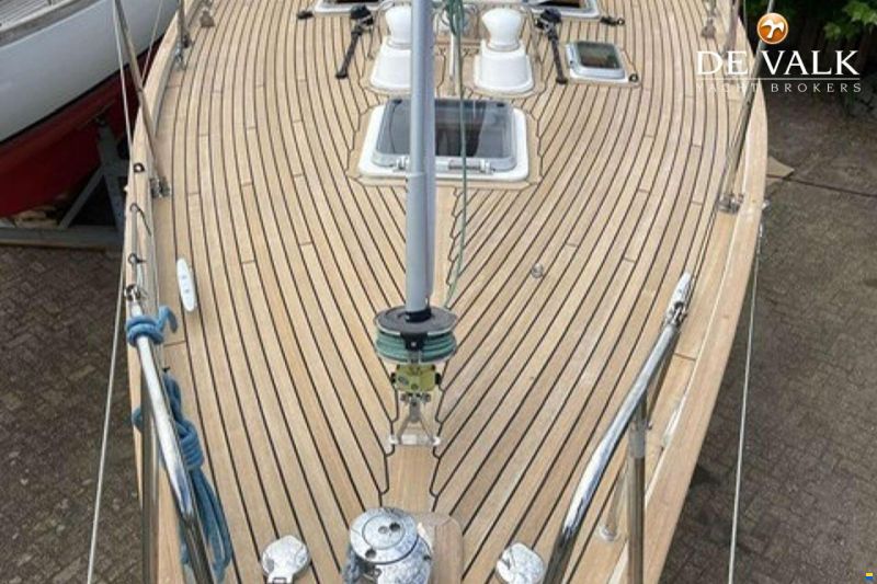 Tradewind 35