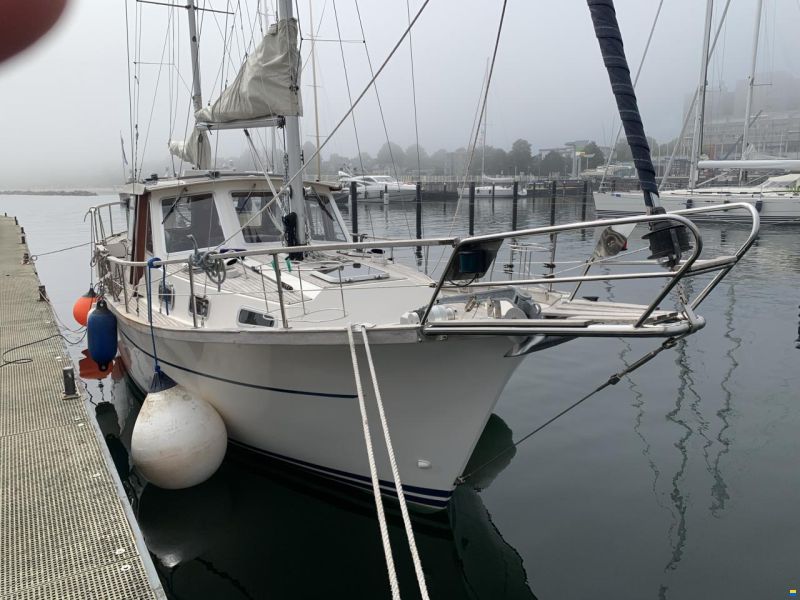 Nauticat 33