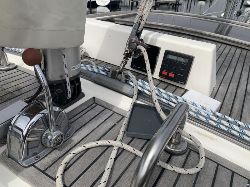 Nauticat 33