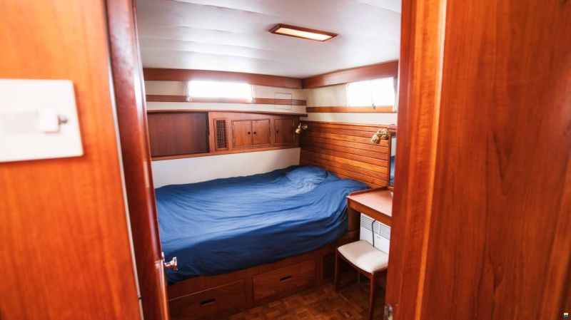 American Marine 49 motoryacht