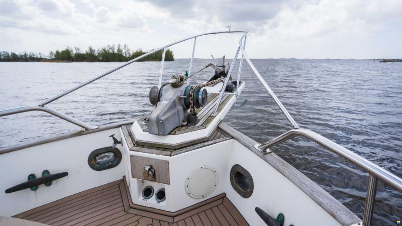 American Marine 49 motoryacht