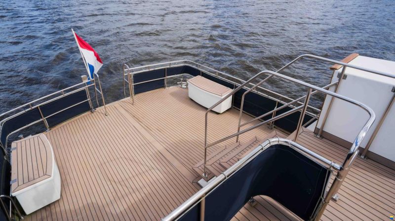 American Marine 49 motoryacht
