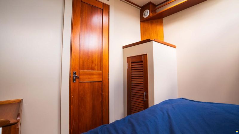American Marine 49 motoryacht