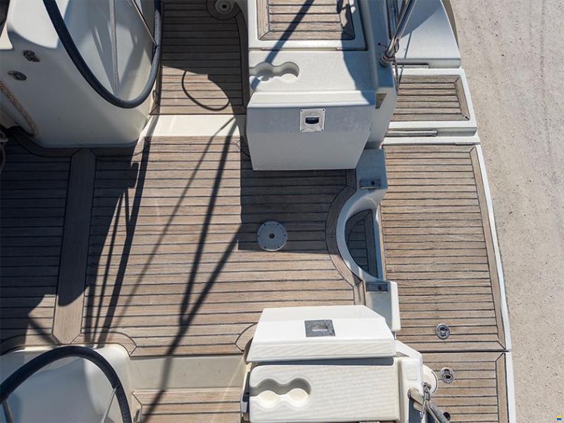 Beneteau Oceanis 523