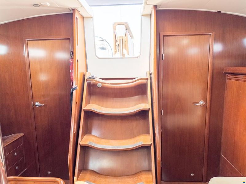 Beneteau Oceanis 523