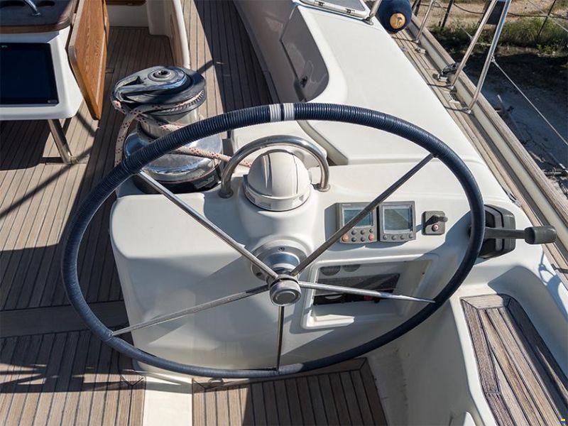 Beneteau Oceanis 523