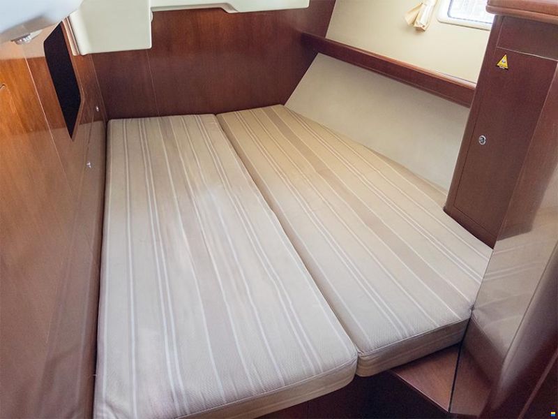 Beneteau Oceanis 523
