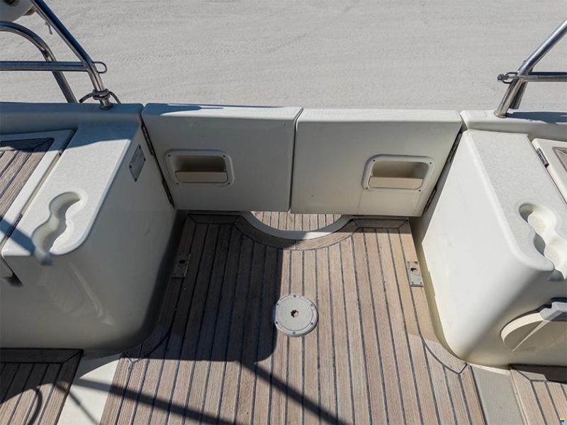 Beneteau Oceanis 523