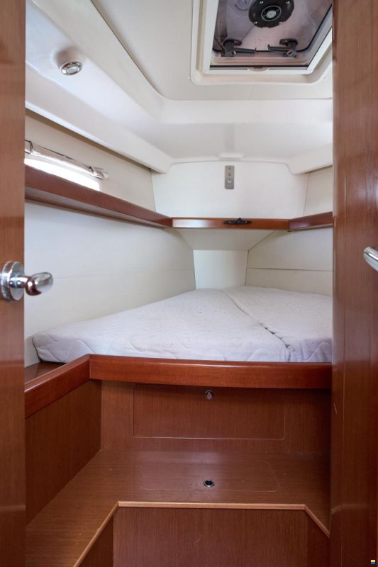 Beneteau Oceanis 40