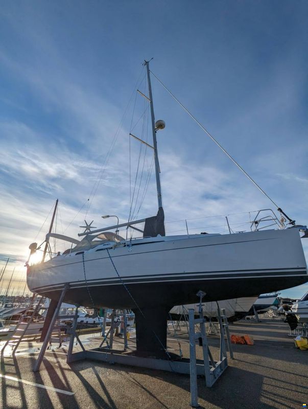 Hanse 320