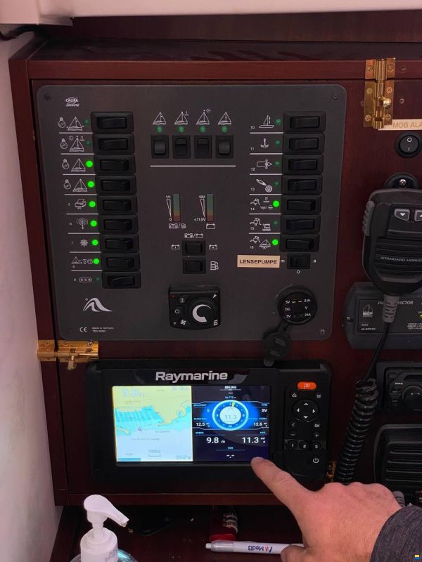Hanse 320