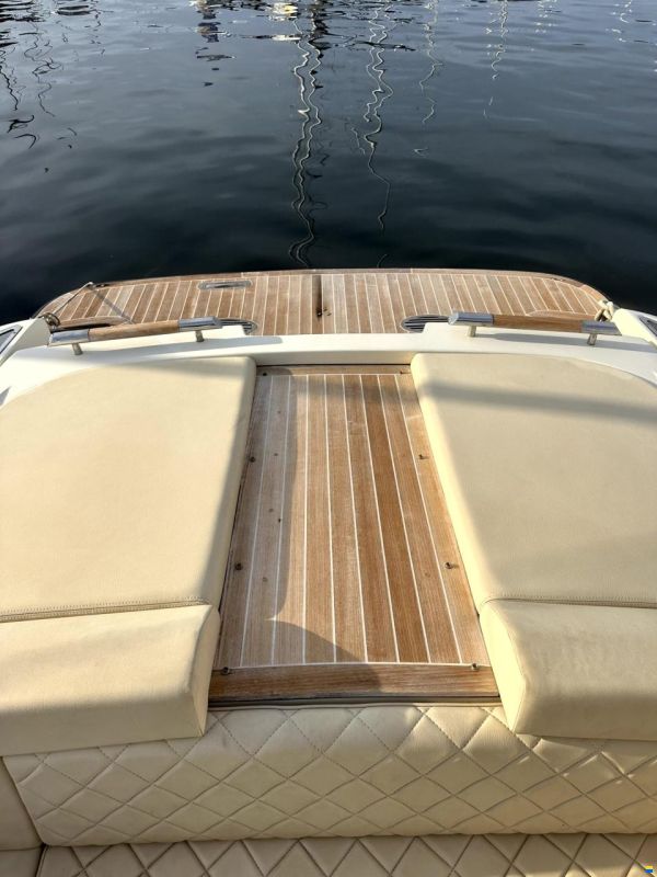 Chris Craft Corsair 30