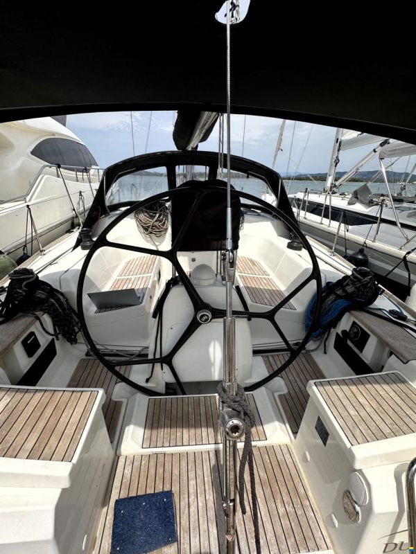 Dufour 44