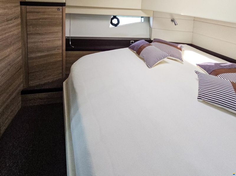 Boarncruiser Boarnstream Elegance 1100 Sedan