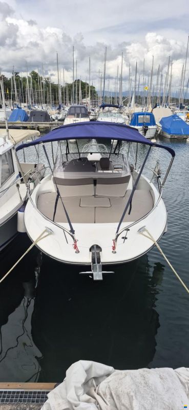 Jeanneau Cap Camarat 7.5 WA 300 CV