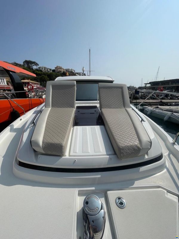 Jeanneau NC 37