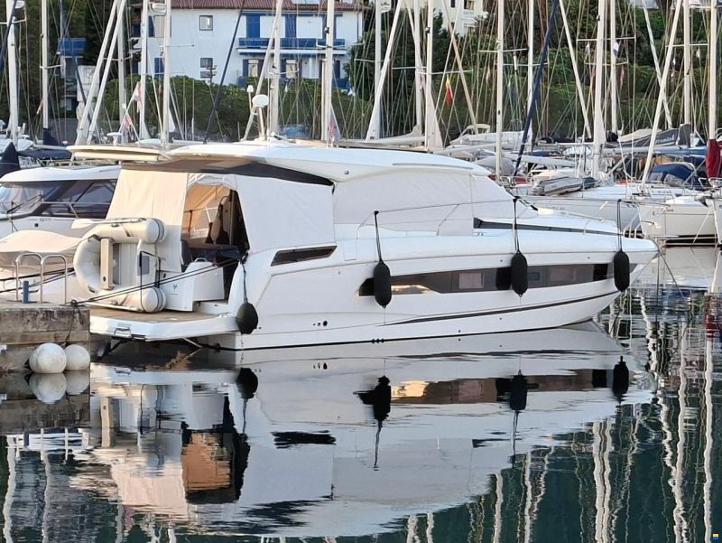 Jeanneau NC 37