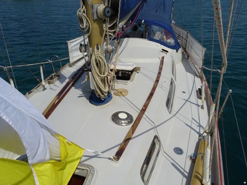 Camper & Nicholsons 35